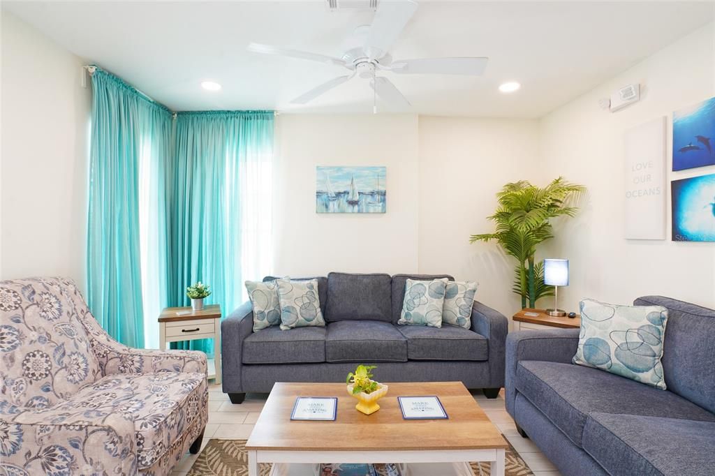 合同活跃: $1,495,000 (8 贝兹, 0 浴室, 2824 平方英尺)