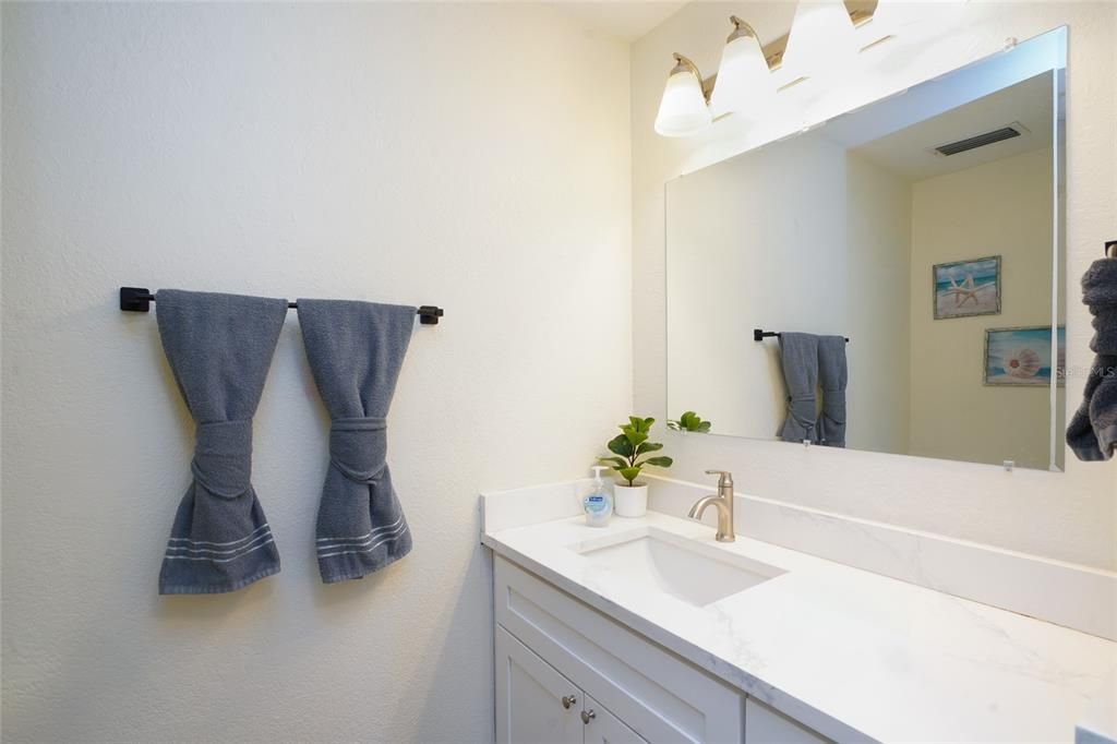 合同活跃: $1,495,000 (8 贝兹, 0 浴室, 2824 平方英尺)