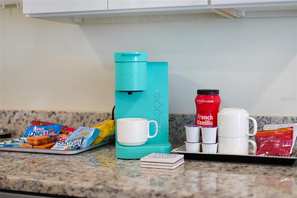 合同活跃: $1,495,000 (8 贝兹, 0 浴室, 2824 平方英尺)