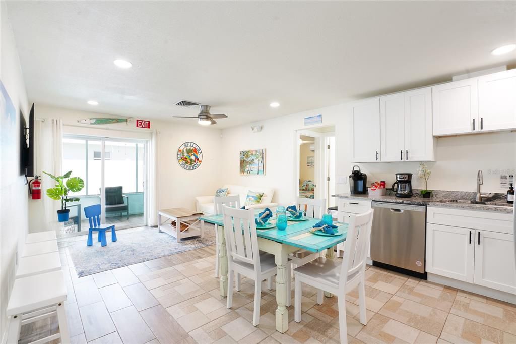 合同活跃: $1,495,000 (8 贝兹, 0 浴室, 2824 平方英尺)