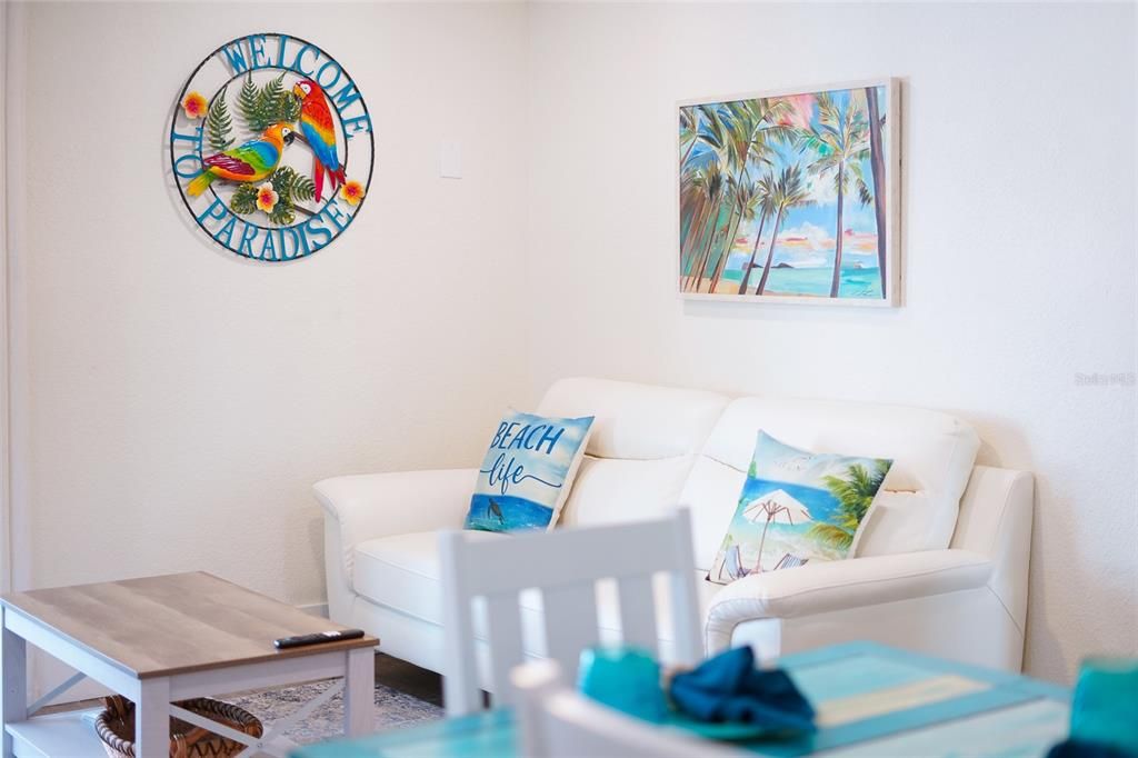 合同活跃: $1,495,000 (8 贝兹, 0 浴室, 2824 平方英尺)