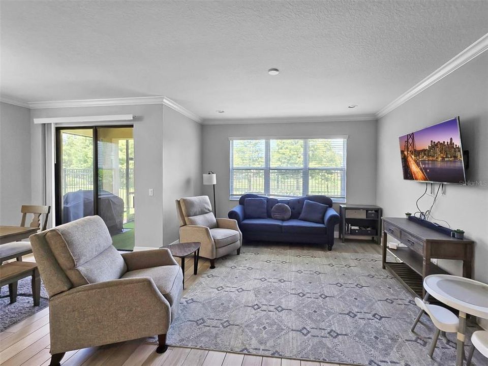 Active With Contract: $2,499 (3 beds, 2 baths, 2153 Square Feet)