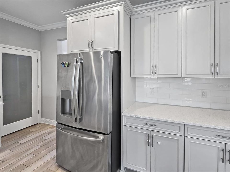 Active With Contract: $2,499 (3 beds, 2 baths, 2153 Square Feet)