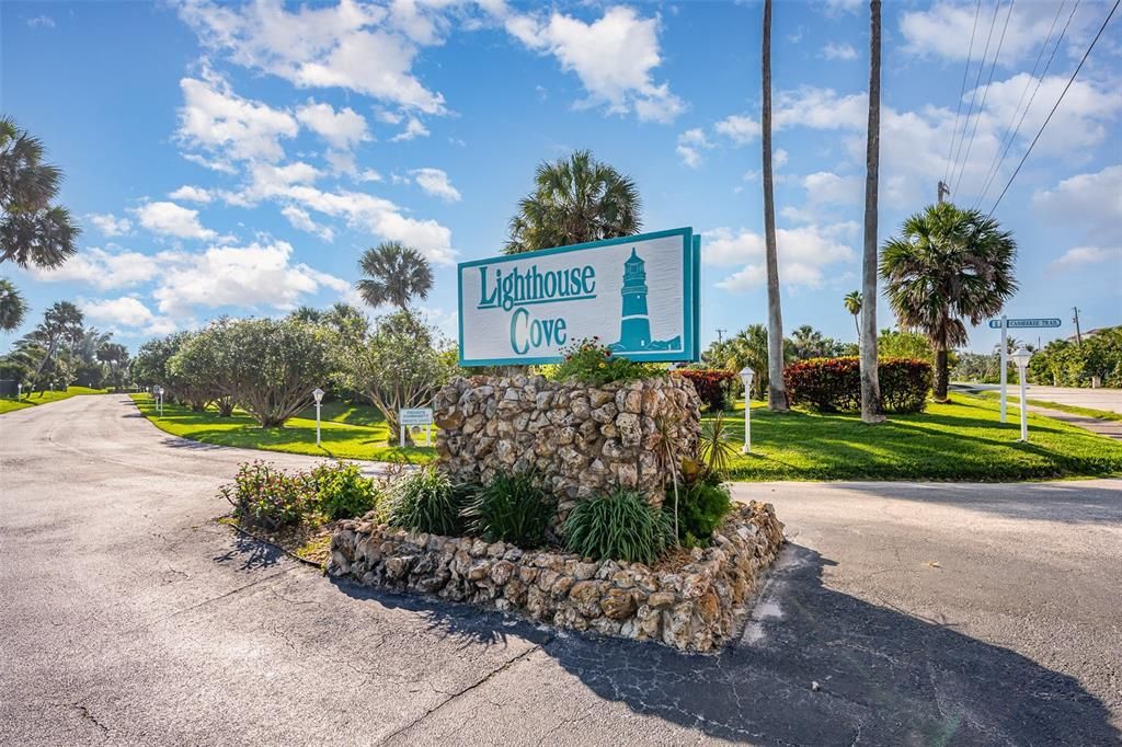 待售: $335,400 (2 贝兹, 2 浴室, 1065 平方英尺)