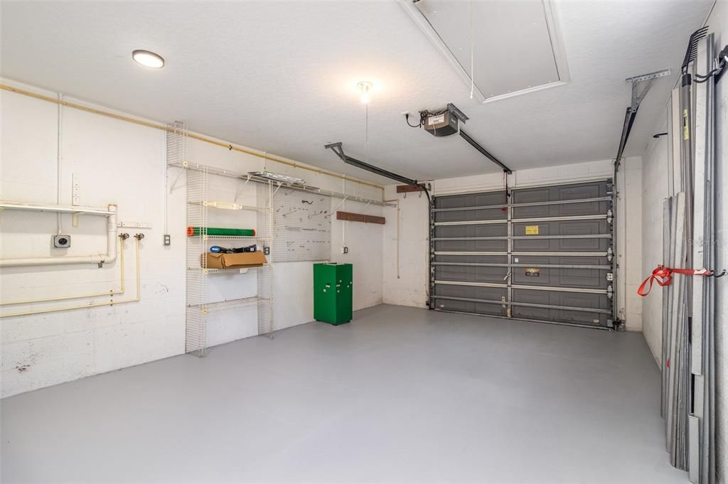 待售: $335,400 (2 贝兹, 2 浴室, 1065 平方英尺)