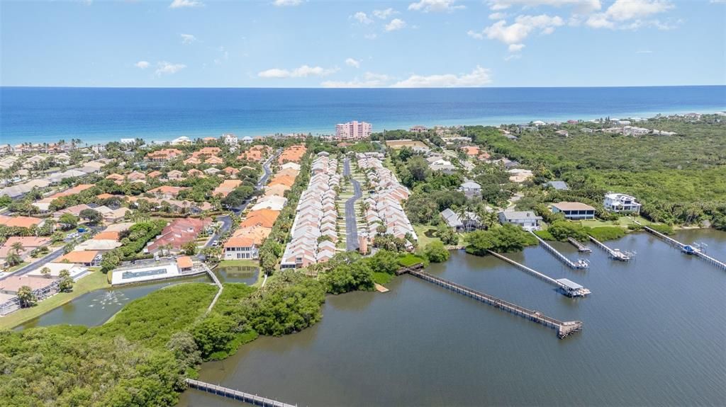 待售: $335,400 (2 贝兹, 2 浴室, 1065 平方英尺)