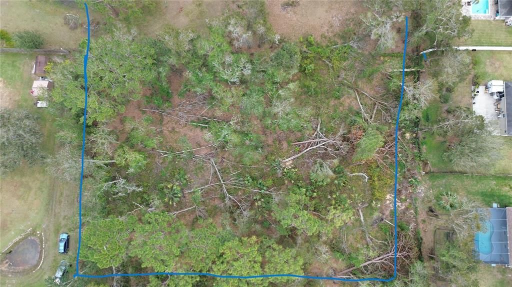 На продажу: $240,000 (1.68 acres)