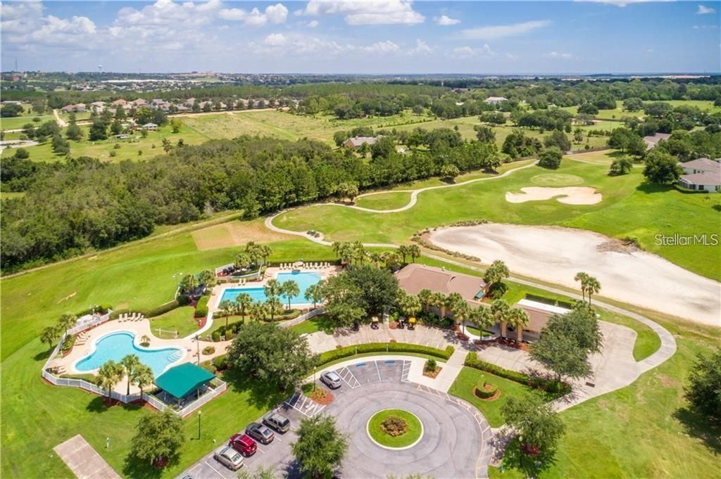 Activo con contrato: $315,000 (2 camas, 2 baños, 1677 Pies cuadrados)