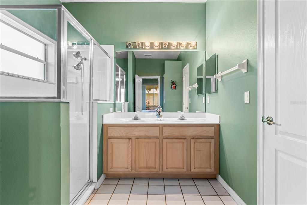 Activo con contrato: $315,000 (2 camas, 2 baños, 1677 Pies cuadrados)