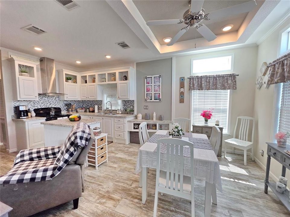 На продажу: $159,000 (1 спален, 1 ванн, 483 Квадратных фут)