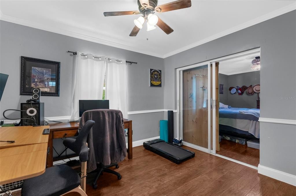 For Sale: $175,000 (2 beds, 1 baths, 789 Square Feet)