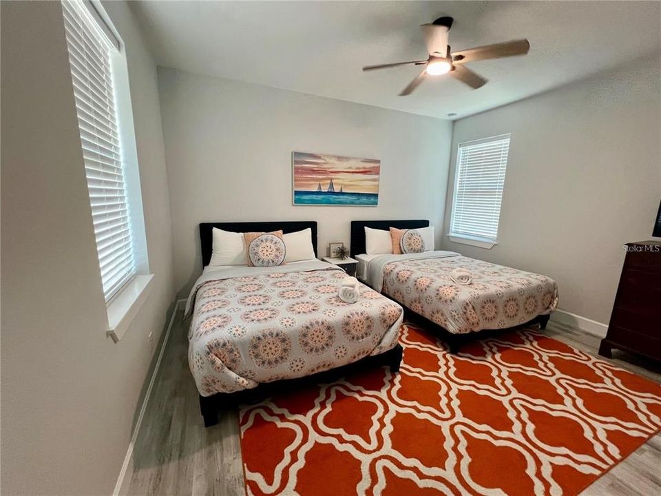 En Venta: $649,000 (4 camas, 0 baños, 3104 Pies cuadrados)