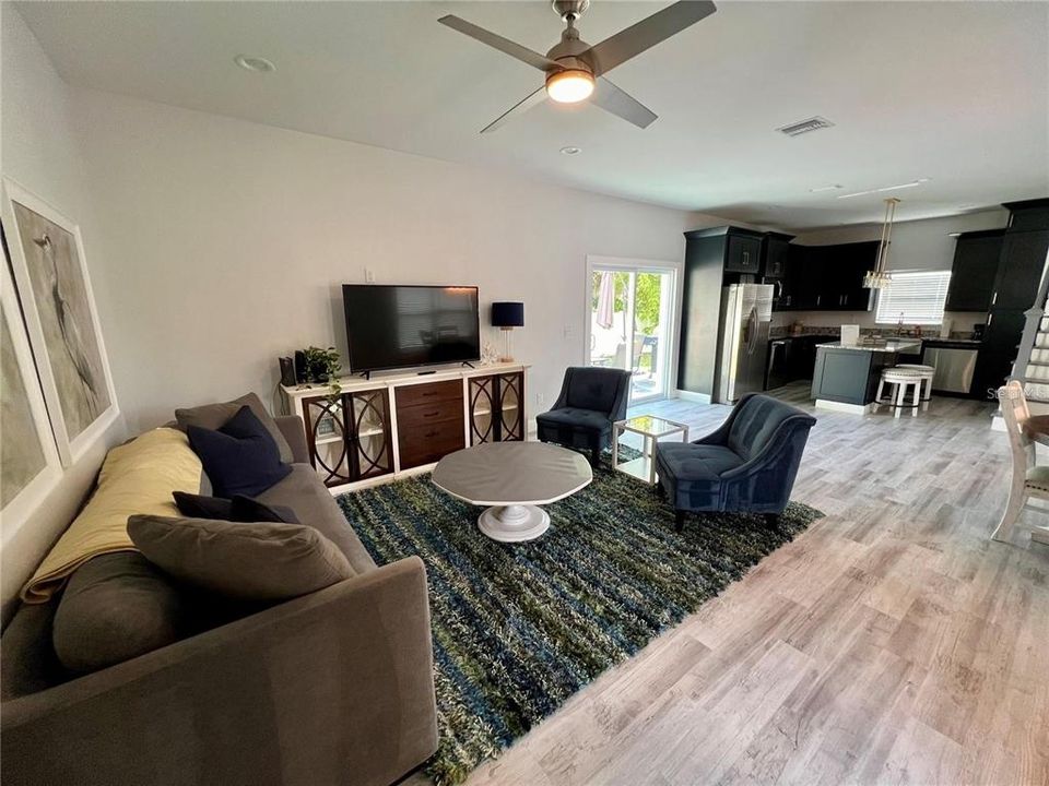 En Venta: $649,000 (4 camas, 0 baños, 3104 Pies cuadrados)