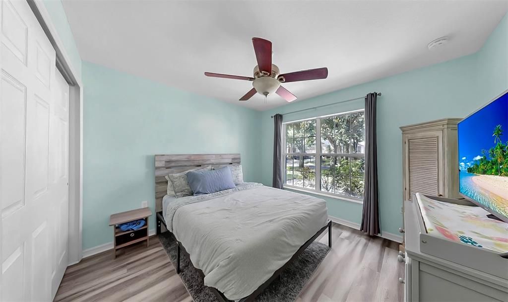 Под контрактом: $334,999 (3 спален, 2 ванн, 1707 Квадратных фут)