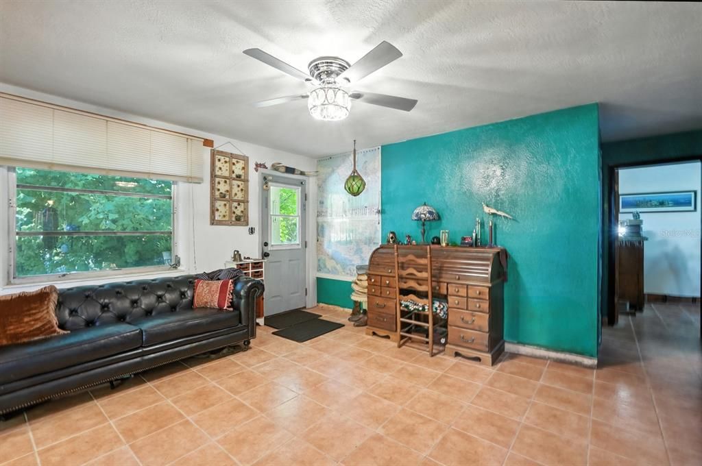 En Venta: $189,900 (2 camas, 1 baños, 1188 Pies cuadrados)