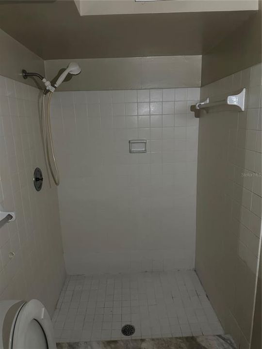 For Sale: $140,000 (3 beds, 3 baths, 1496 Square Feet)