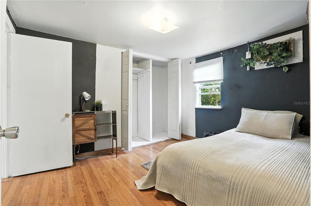 Под контрактом: $248,000 (3 спален, 2 ванн, 1842 Квадратных фут)