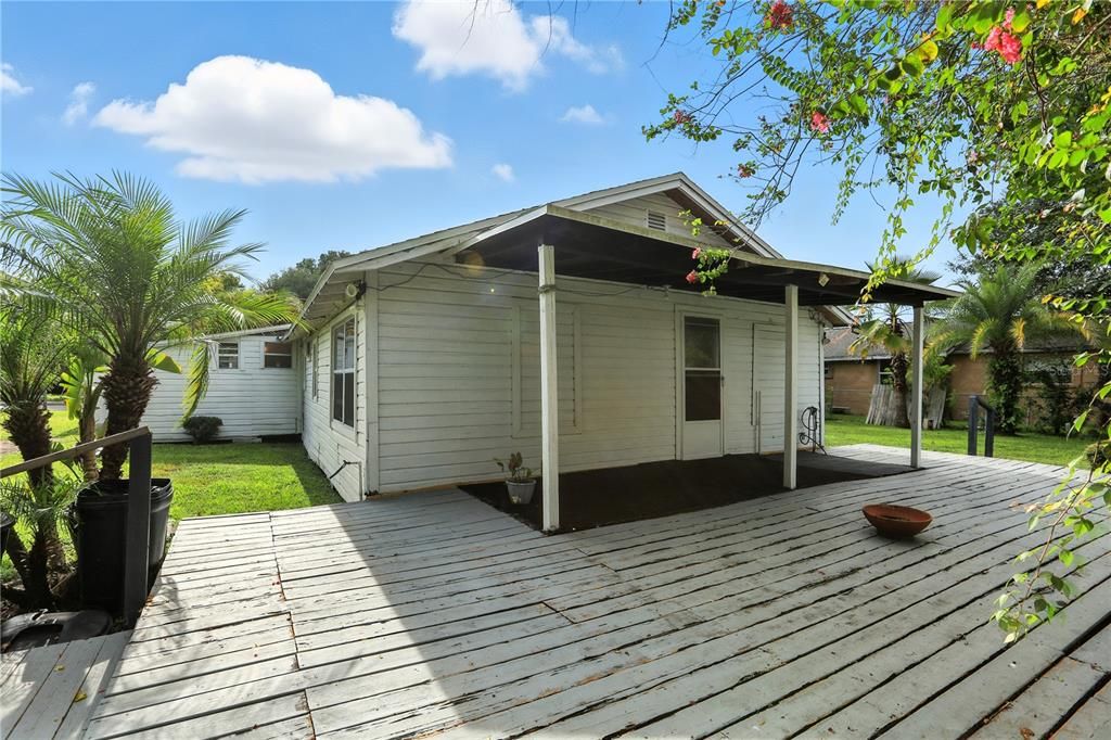 Под контрактом: $248,000 (3 спален, 2 ванн, 1842 Квадратных фут)