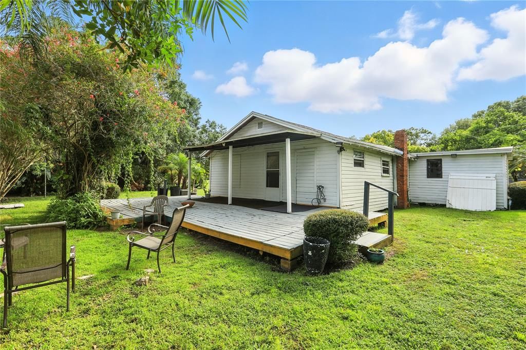 Под контрактом: $248,000 (3 спален, 2 ванн, 1842 Квадратных фут)