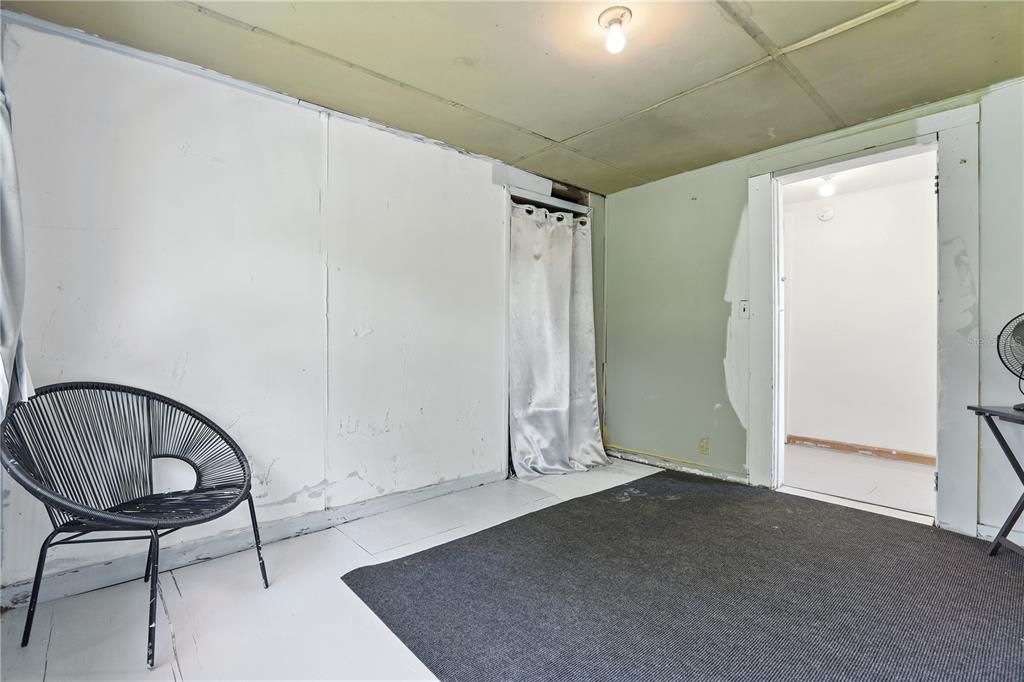 Под контрактом: $248,000 (3 спален, 2 ванн, 1842 Квадратных фут)