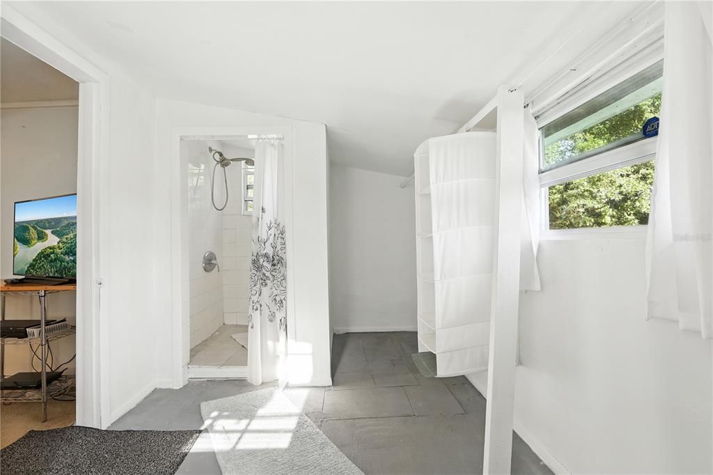 Под контрактом: $248,000 (3 спален, 2 ванн, 1842 Квадратных фут)