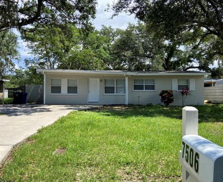 最近租的: $2,200 (3 贝兹, 2 浴室, 1010 平方英尺)