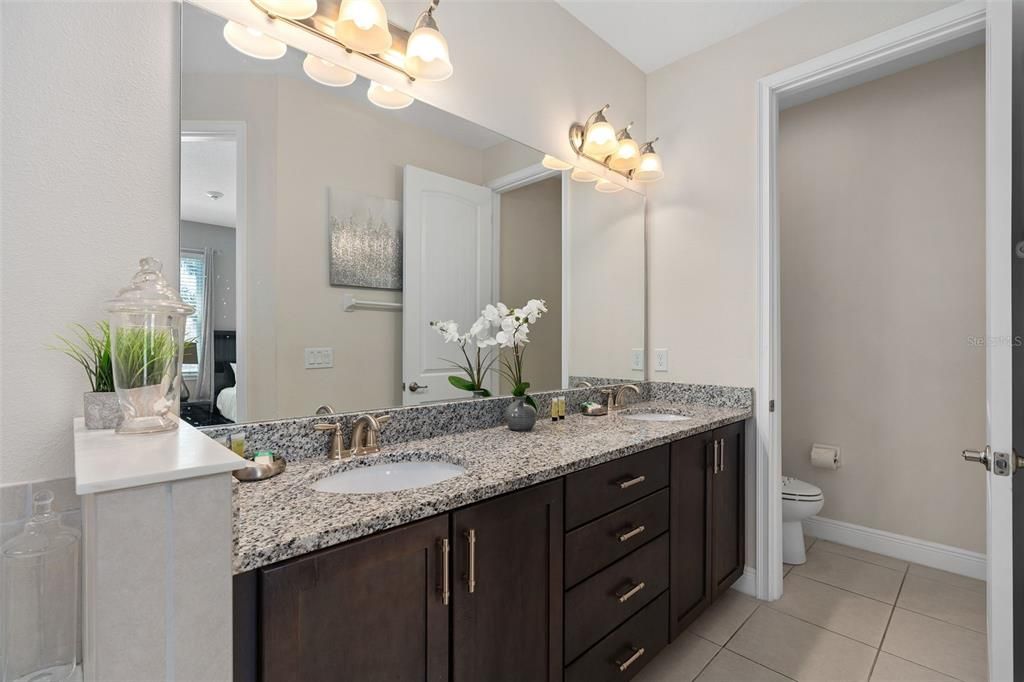 Active With Contract: $1,190,000 (11 beds, 10 baths, 5496 Square Feet)