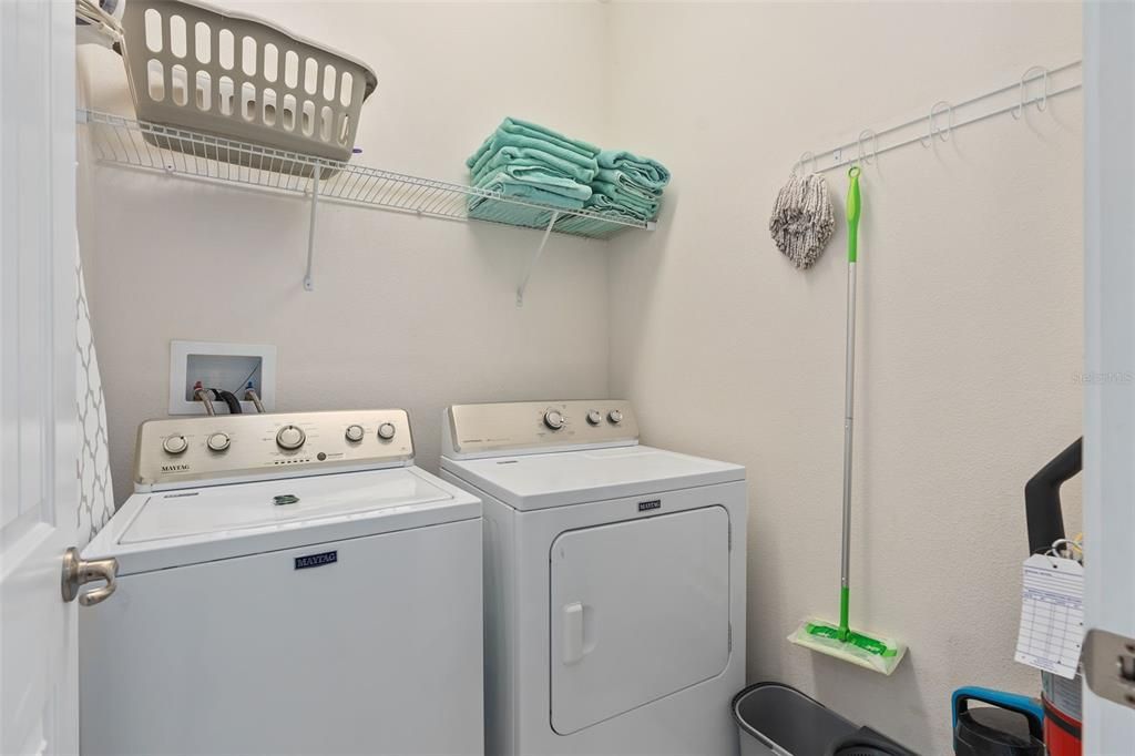 Active With Contract: $1,190,000 (11 beds, 10 baths, 5496 Square Feet)