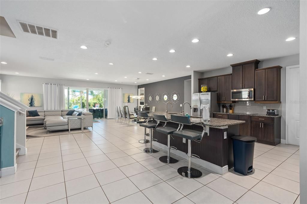 Active With Contract: $1,190,000 (11 beds, 10 baths, 5496 Square Feet)