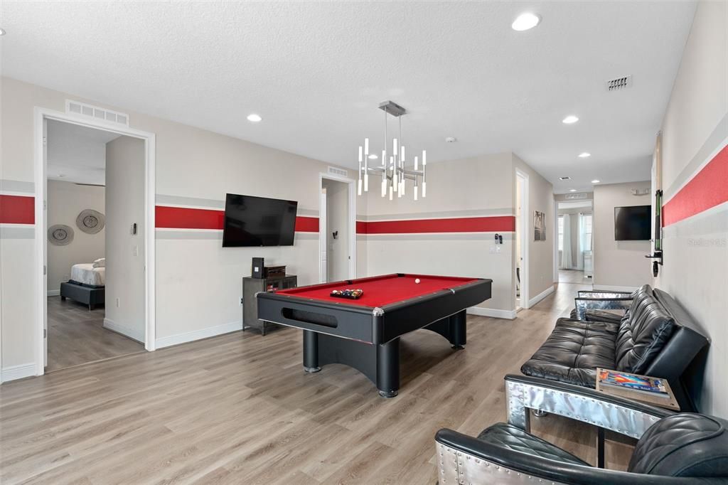 Active With Contract: $1,190,000 (11 beds, 10 baths, 5496 Square Feet)