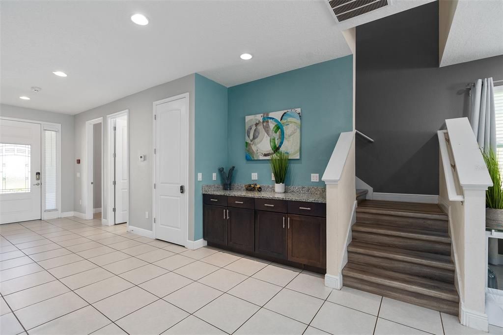 Active With Contract: $1,190,000 (11 beds, 10 baths, 5496 Square Feet)