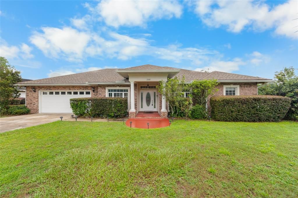 Vendido Recientemente: $338,779 (3 camas, 2 baños, 1932 Pies cuadrados)