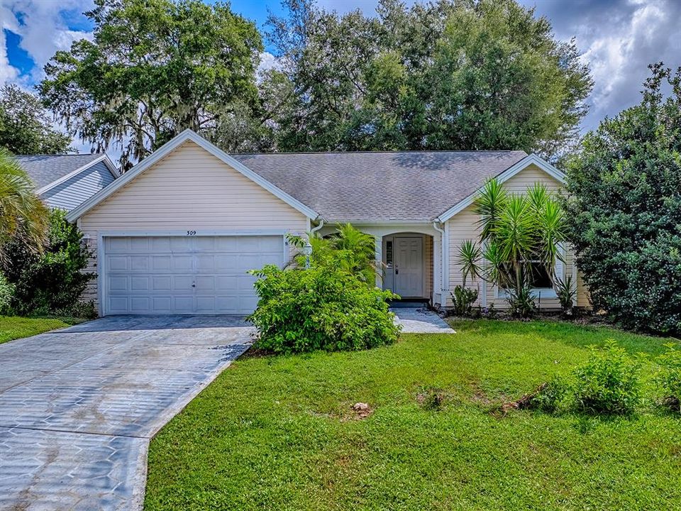 Recently Sold: $205,000 (2 beds, 2 baths, 1550 Square Feet)