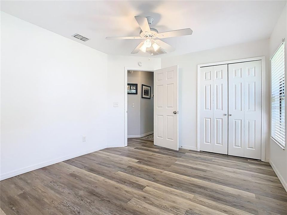 Activo con contrato: $334,900 (2 camas, 2 baños, 1325 Pies cuadrados)