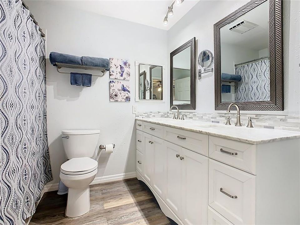 Activo con contrato: $334,900 (2 camas, 2 baños, 1325 Pies cuadrados)