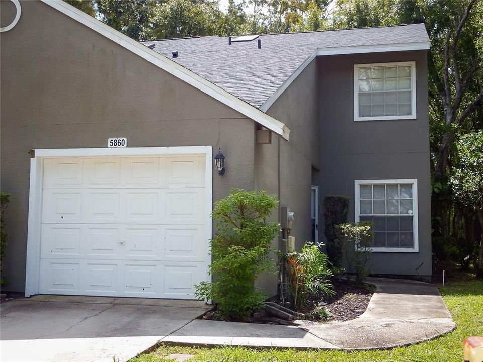 En Venta: $230,000 (2 camas, 2 baños, 1070 Pies cuadrados)