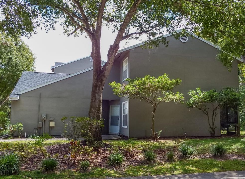 En Venta: $230,000 (2 camas, 2 baños, 1070 Pies cuadrados)