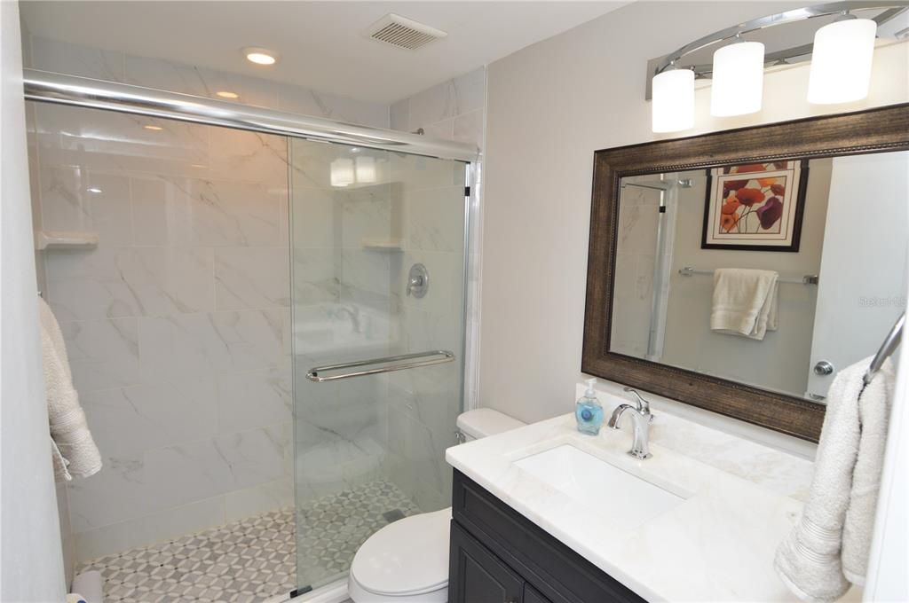 Active With Contract: $2,500 (2 beds, 2 baths, 1100 Square Feet)