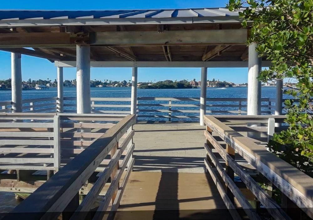 Active With Contract: $2,500 (2 beds, 2 baths, 1100 Square Feet)