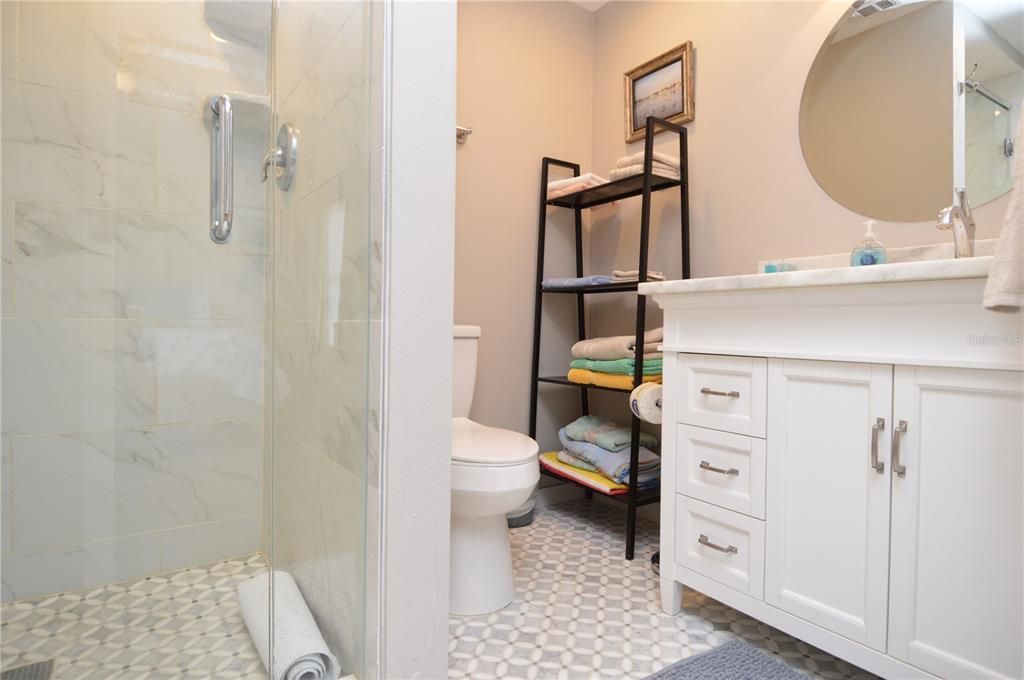 Active With Contract: $2,500 (2 beds, 2 baths, 1100 Square Feet)