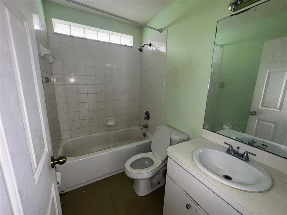 En Renta: $1,900 (3 camas, 2 baños, 1180 Pies cuadrados)