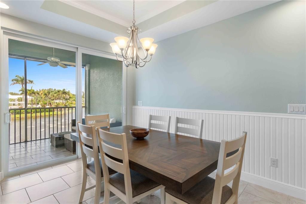 待售: $459,000 (3 贝兹, 3 浴室, 2255 平方英尺)