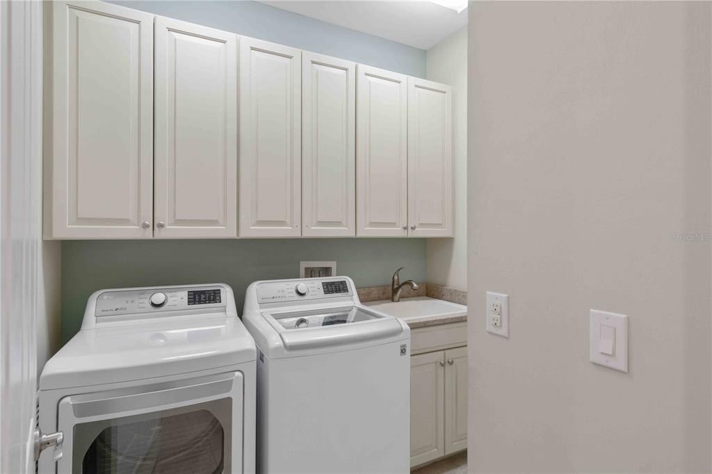 待售: $459,000 (3 贝兹, 3 浴室, 2255 平方英尺)