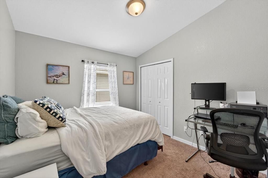 Activo con contrato: $310,000 (3 camas, 2 baños, 1263 Pies cuadrados)