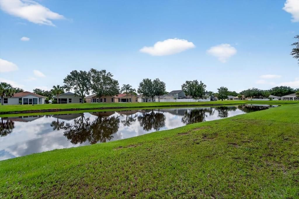 Activo con contrato: $310,000 (3 camas, 2 baños, 1263 Pies cuadrados)