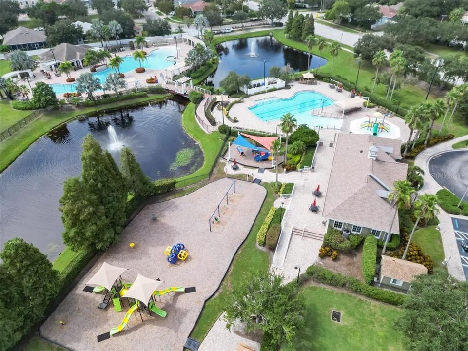 Activo con contrato: $310,000 (3 camas, 2 baños, 1263 Pies cuadrados)