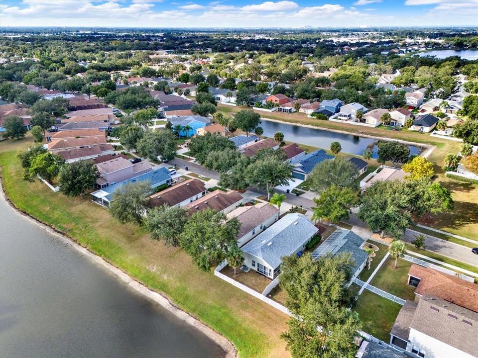 Activo con contrato: $310,000 (3 camas, 2 baños, 1263 Pies cuadrados)