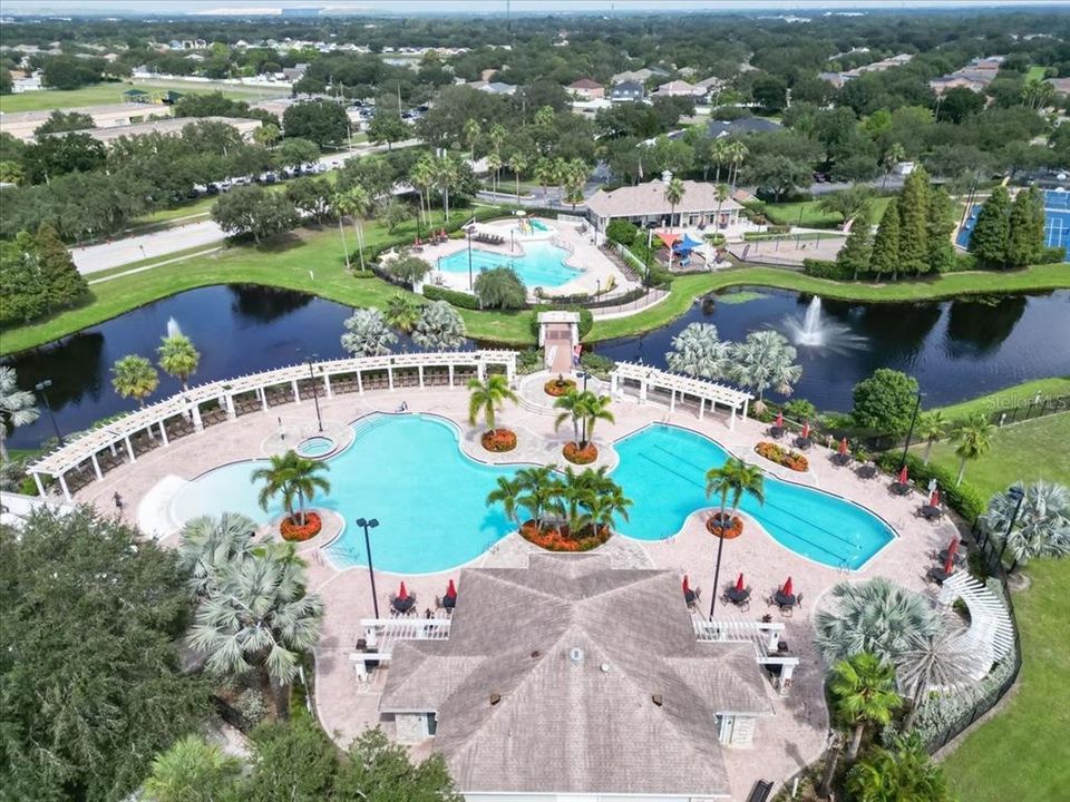 Activo con contrato: $310,000 (3 camas, 2 baños, 1263 Pies cuadrados)