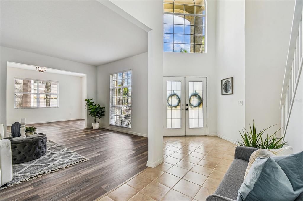 На продажу: $645,900 (5 спален, 2 ванн, 3220 Квадратных фут)