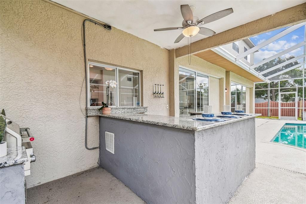 На продажу: $645,900 (5 спален, 2 ванн, 3220 Квадратных фут)